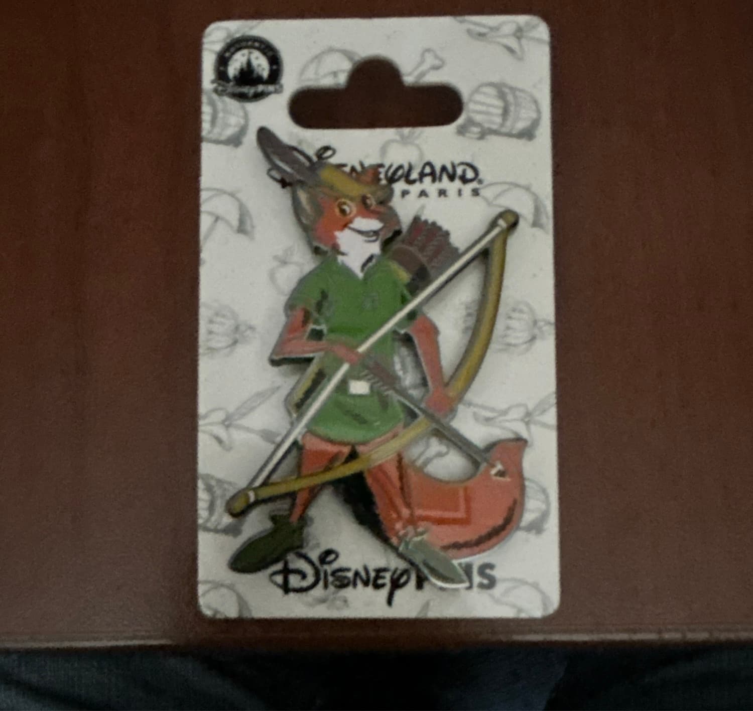 Robin Hood with Bow and Arrow Pin
