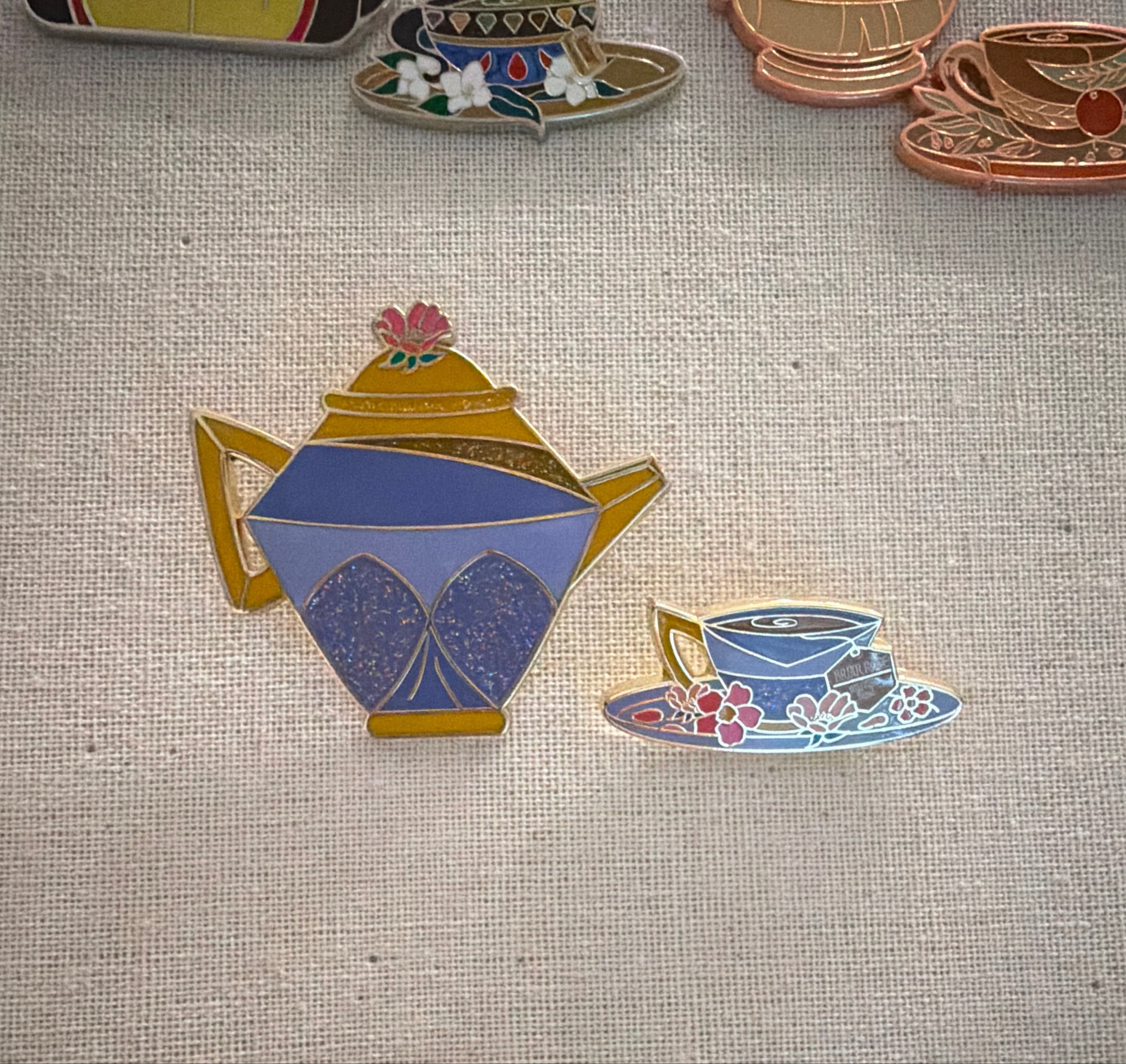 Aurora- Princess Tea Party 2022 Teapot & Teacup Pin Set