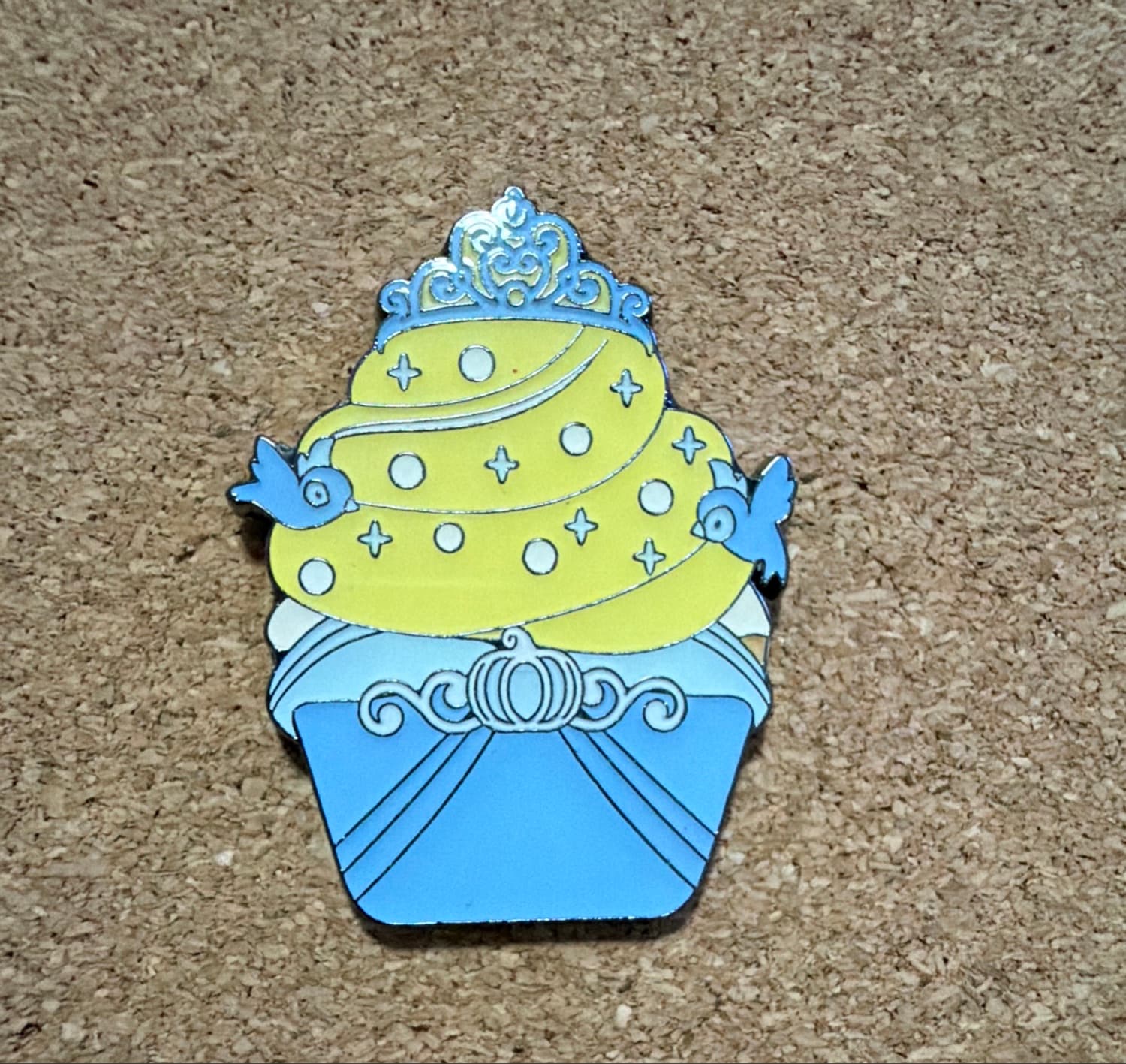 Character Cupcake Pin Set