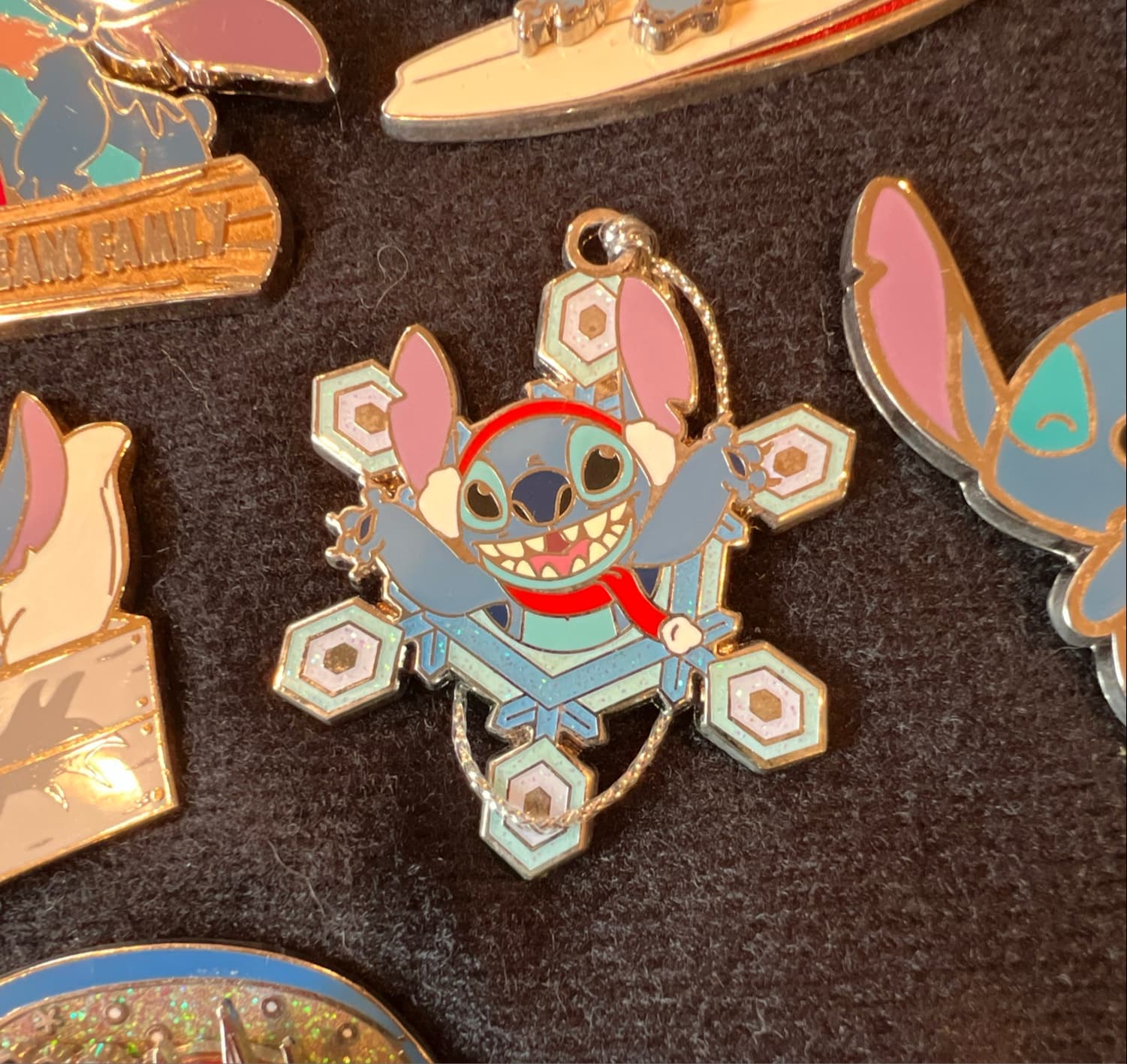 Disney Auctions - Lilo and Stitch Christmas Holiday Set
