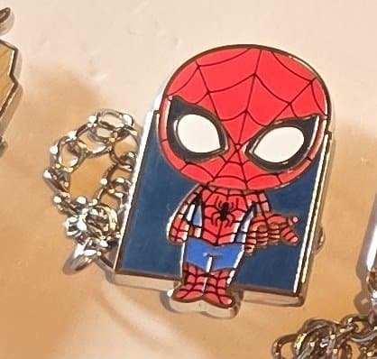 Marvel Chained Pin Set - Spider-Man ONLY