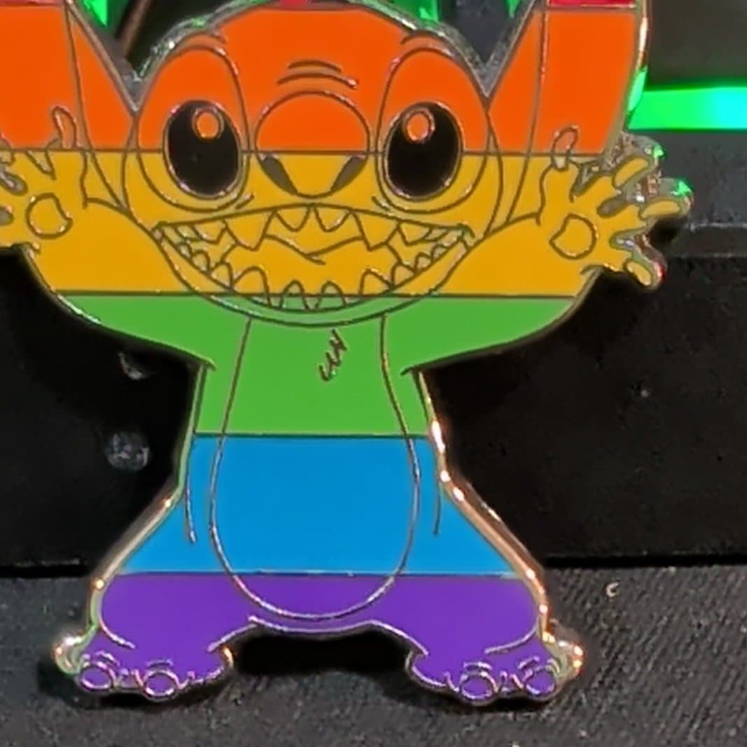 Stitch - Rainbow Disney Collection