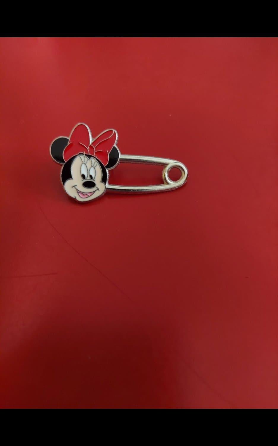 Minnie Mouse Safety Pin front