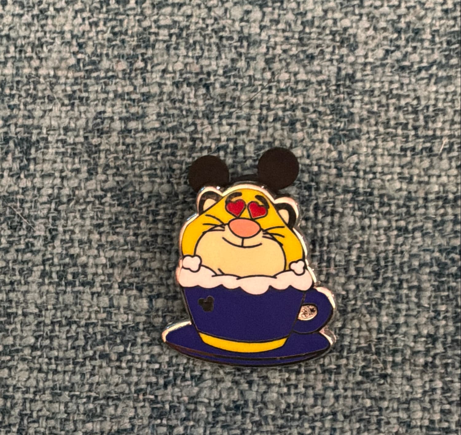 Tigger in Teacup with Mickey Ears and Heart Eyes Pin