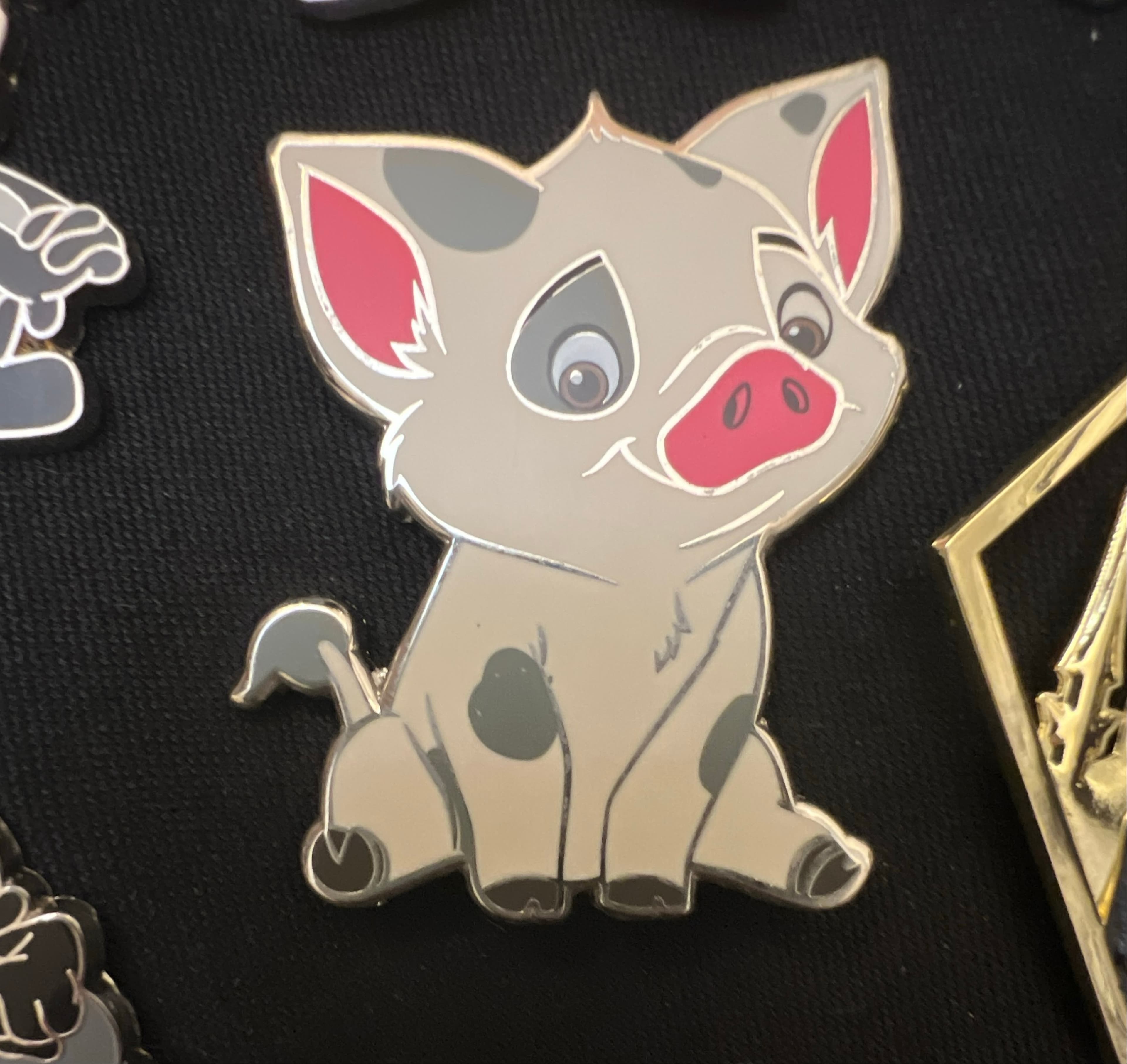 Pua Sitting - Moana front