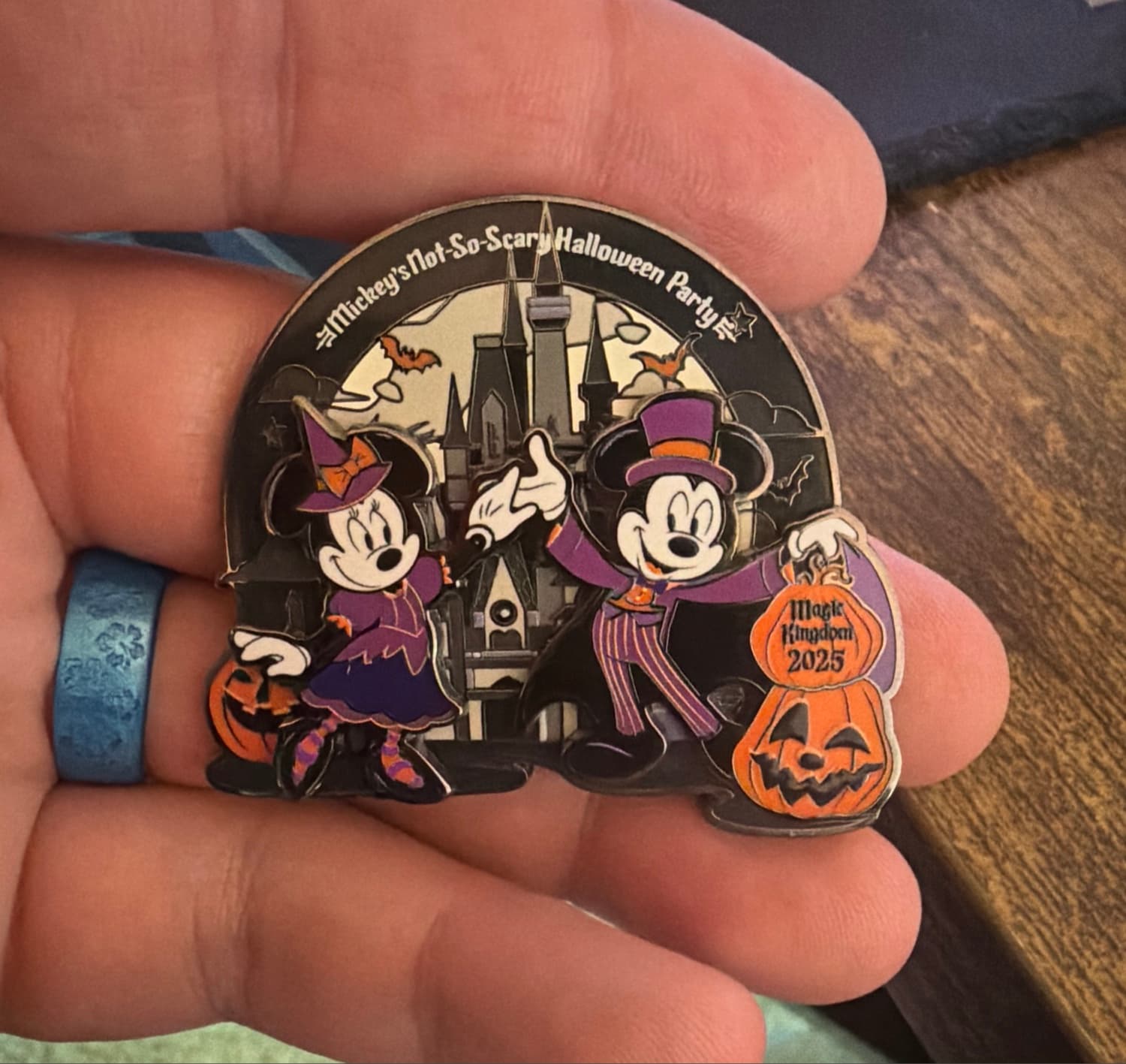 Mickey's Not So Scary Halloween Party 2025: Boxed Pin Set - Mickey and Minnie