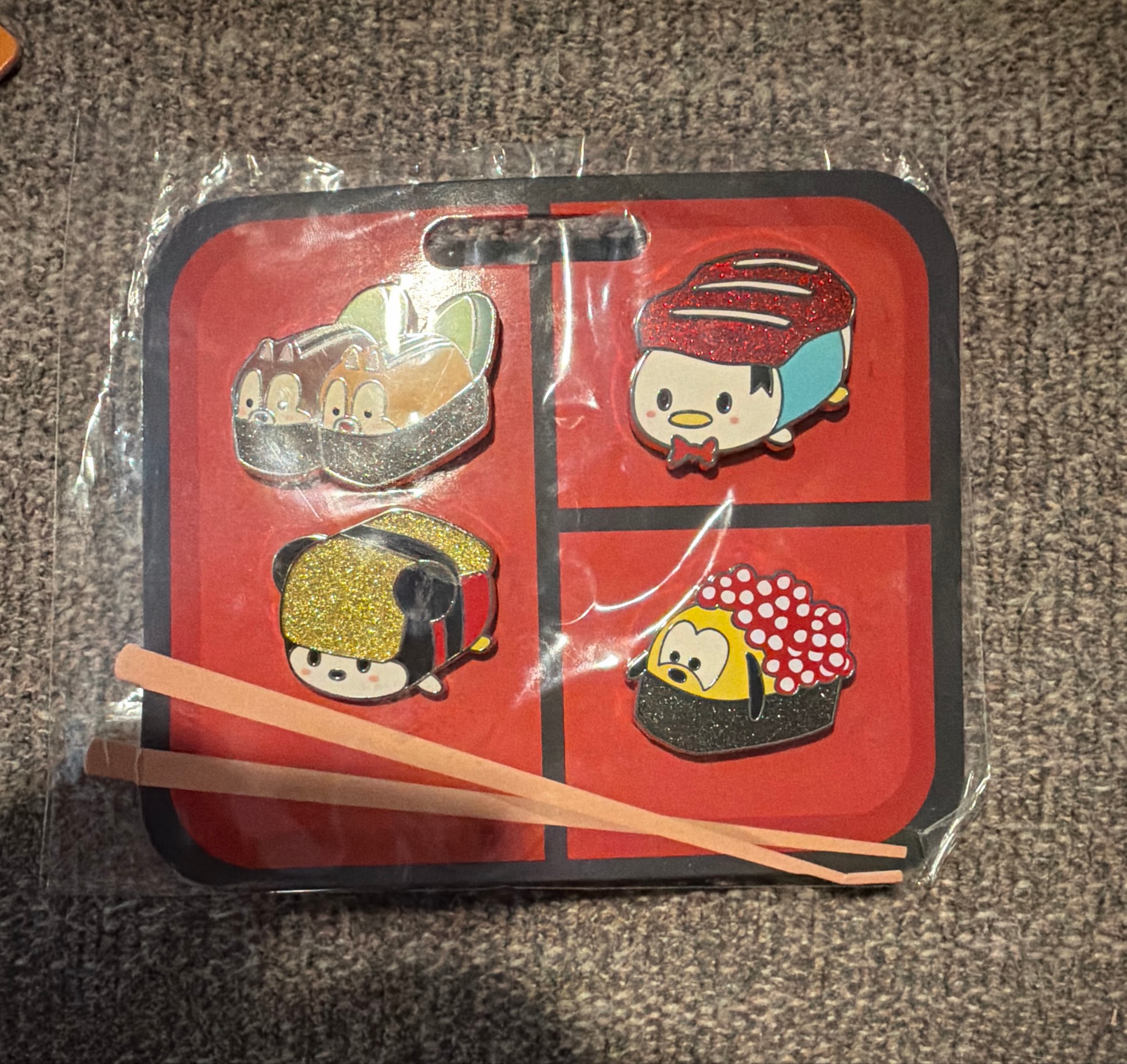Disney Store 2021 Mickey Mouse Donald Duck Chip & Dale Pluto 4 Pin Sushi Theme