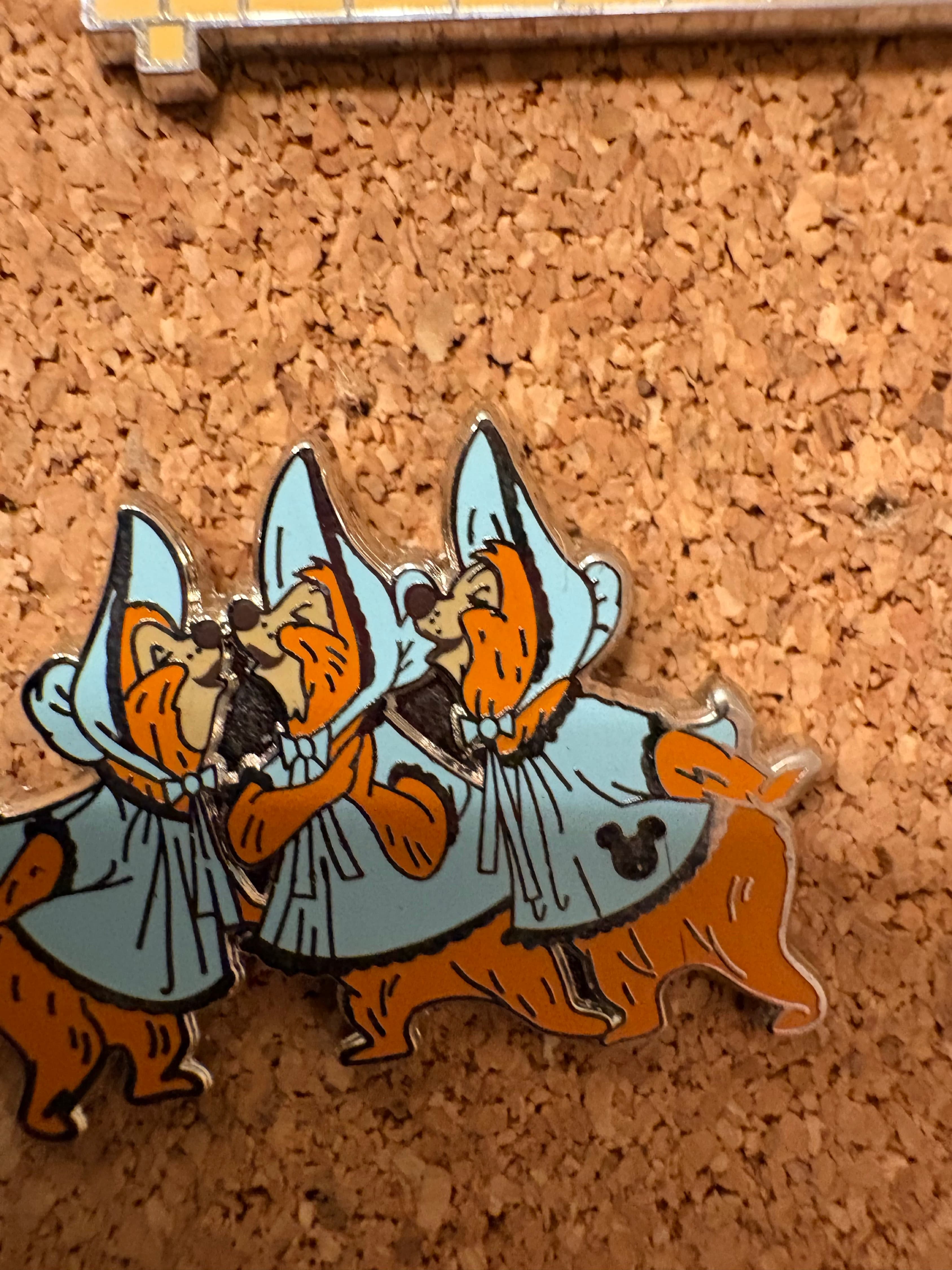 Country Bear Jamboree Sisters (Three Bears)