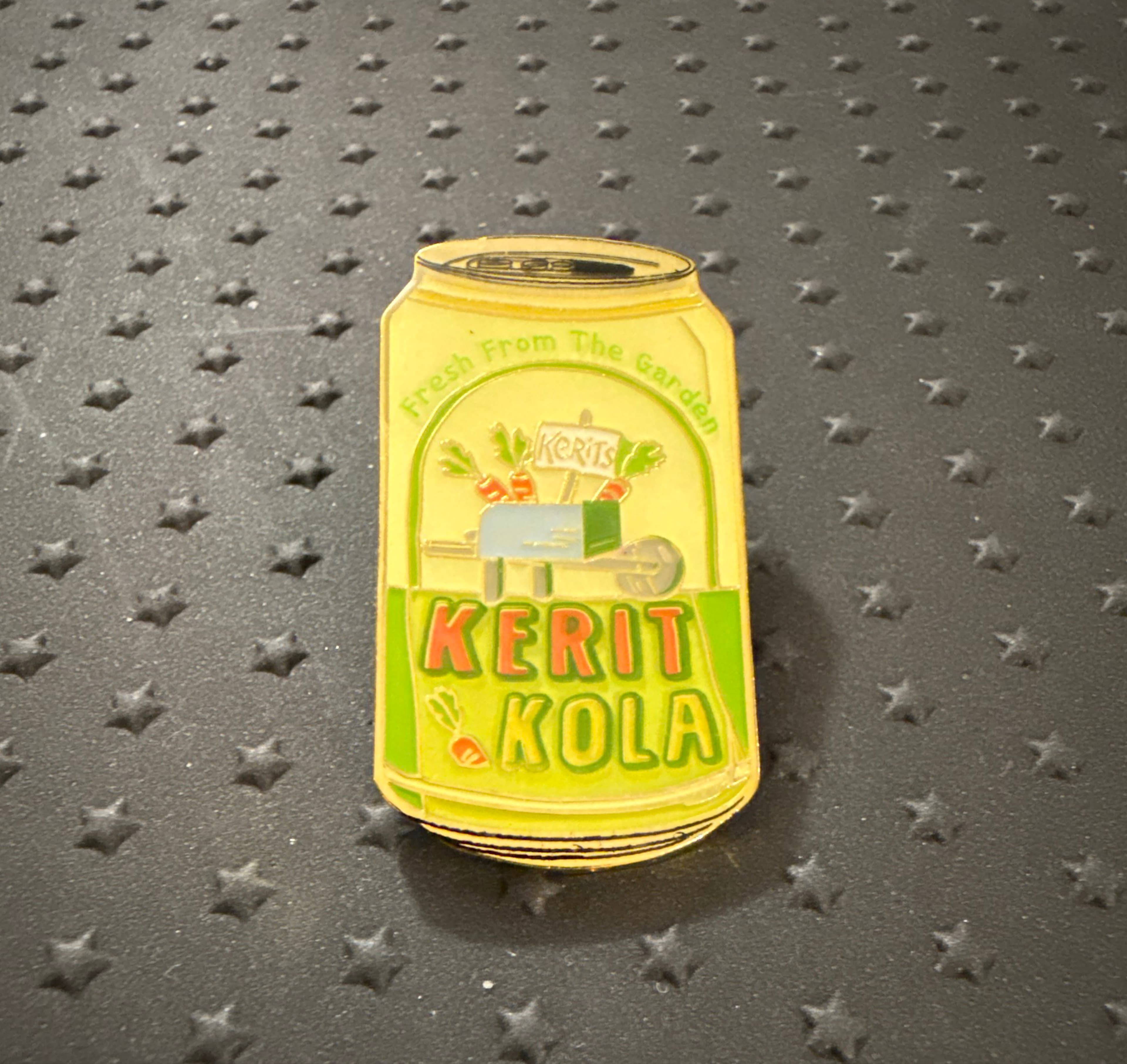 Loungefly Disney Winnie The Pooh Kerit Kola Soda Can Pin