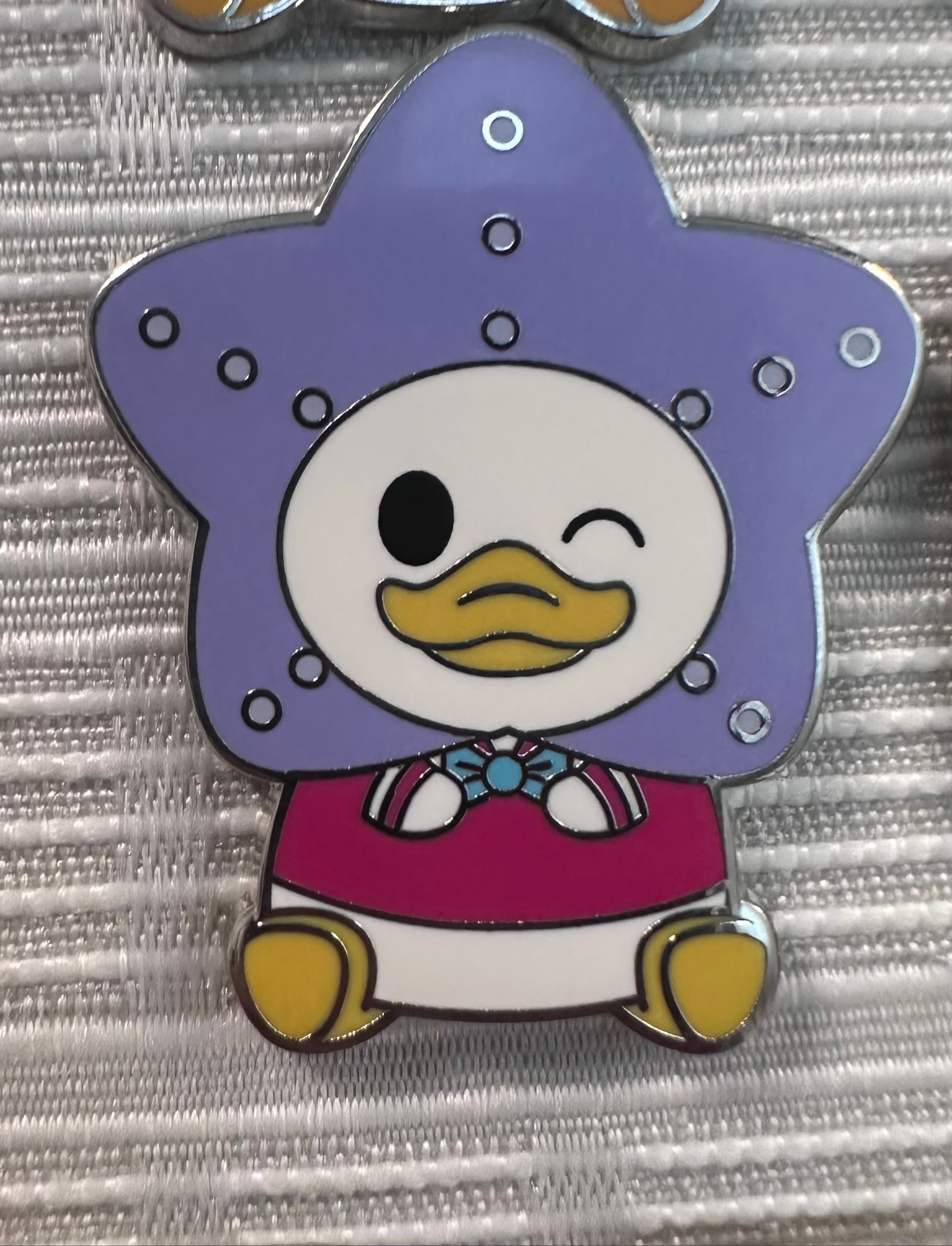 Donald Duck in Starfish Hat