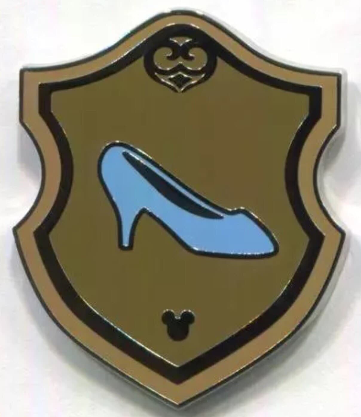 Hidden Mickey 2018 WDW - Crests - Cinderella