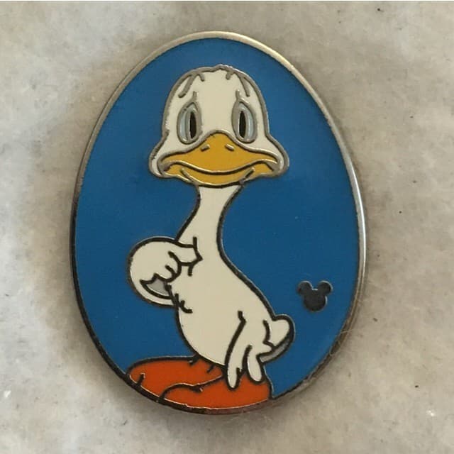 Hidden Mickey 2014 DLR - Birds - The Ugly Duckling