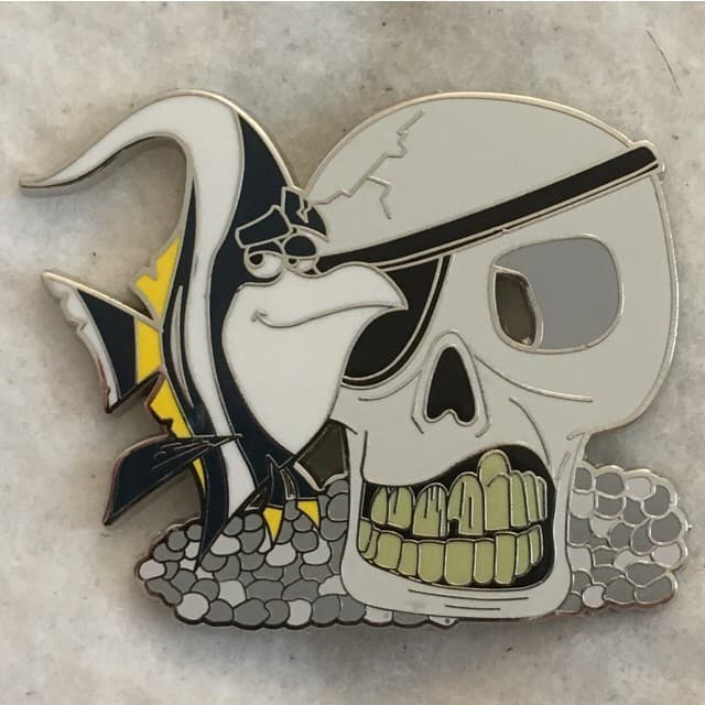 Finding Nemo 15th Anniversary - The Tank Gang - Gill front