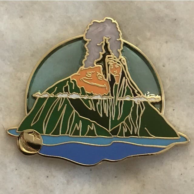 Pixar Shorts Set - Lava front