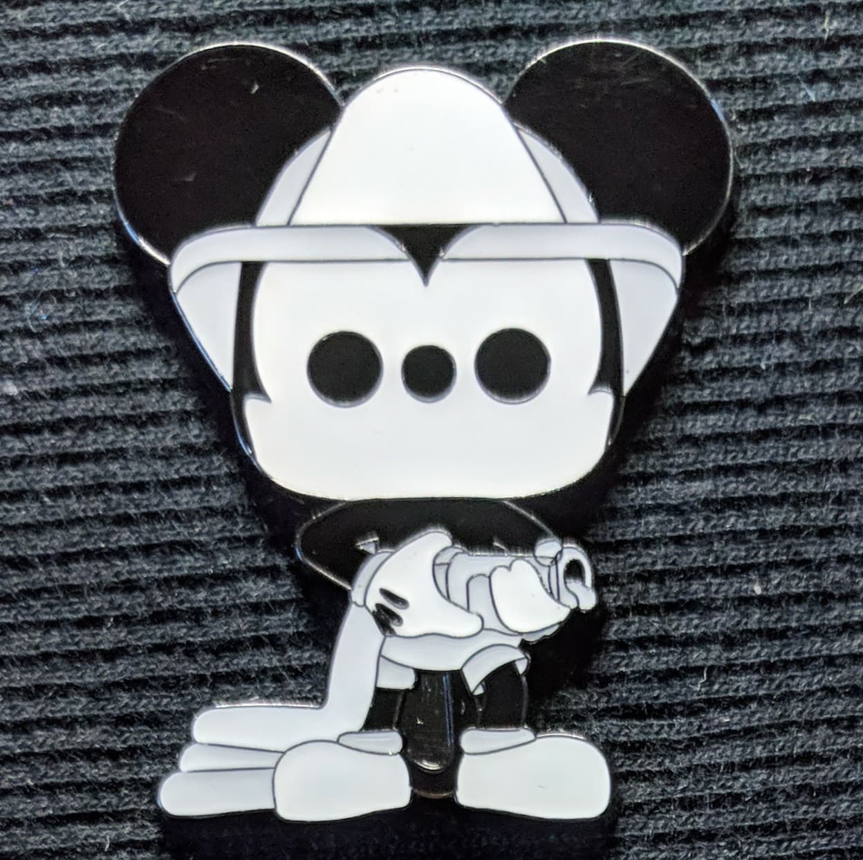 Funko Pop Mickey Mouse Blind Box - Firefighter