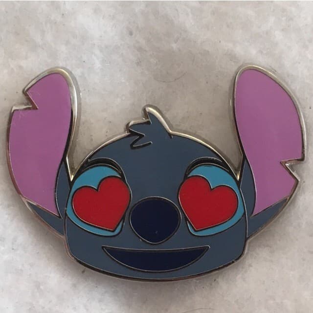 Emoji Blitz Booster Set - Stitch - Heart Eyes front