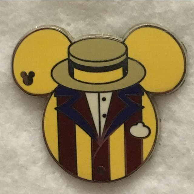 Hidden Mickey 2015 WDW - Costumes - Toy Story Midway Mania