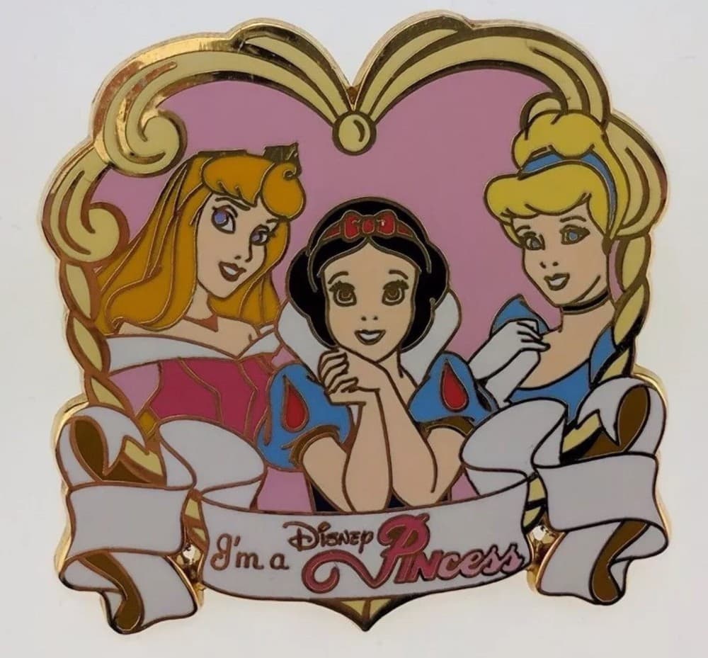 I'm a Disney Pincess (Aurora, Snow White and Cinderella)