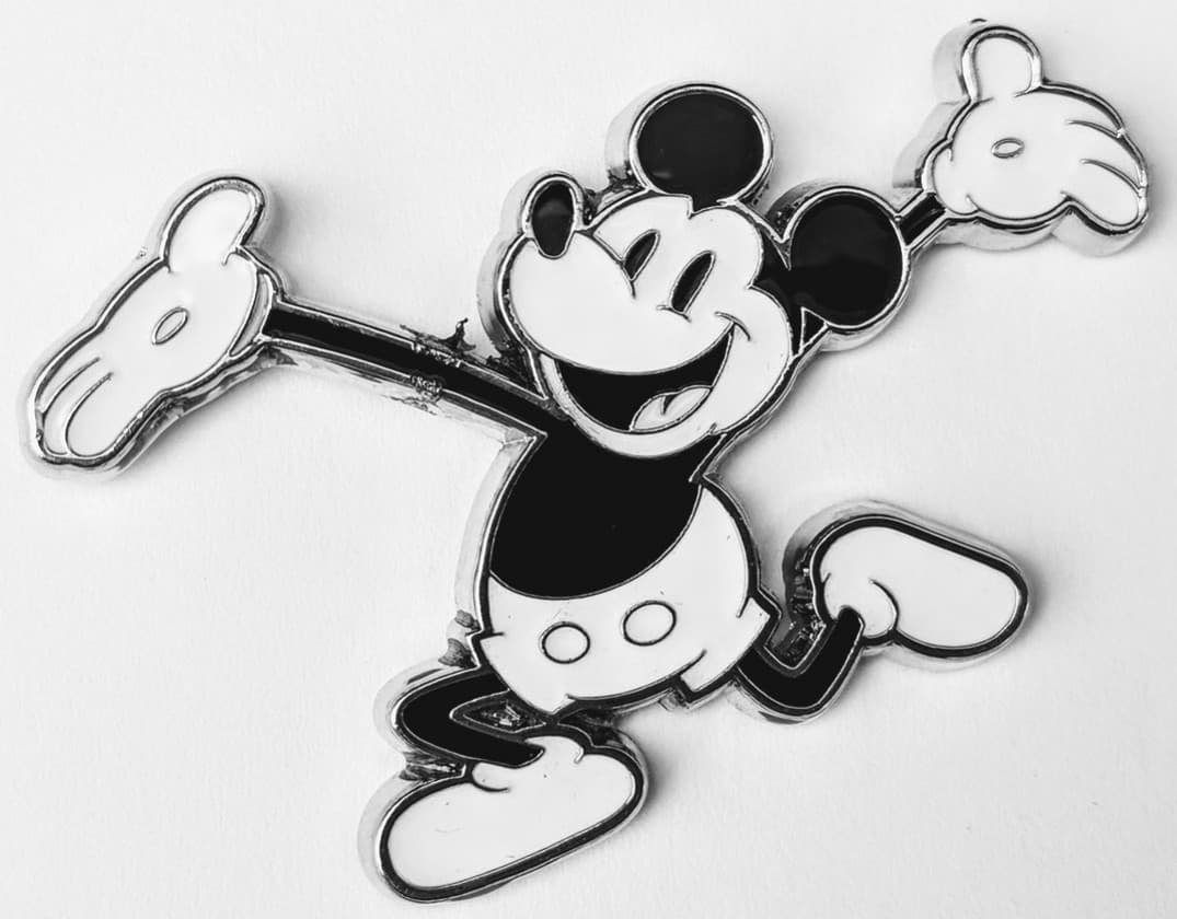 Loungefly Mickey Mouse - Ta-Da