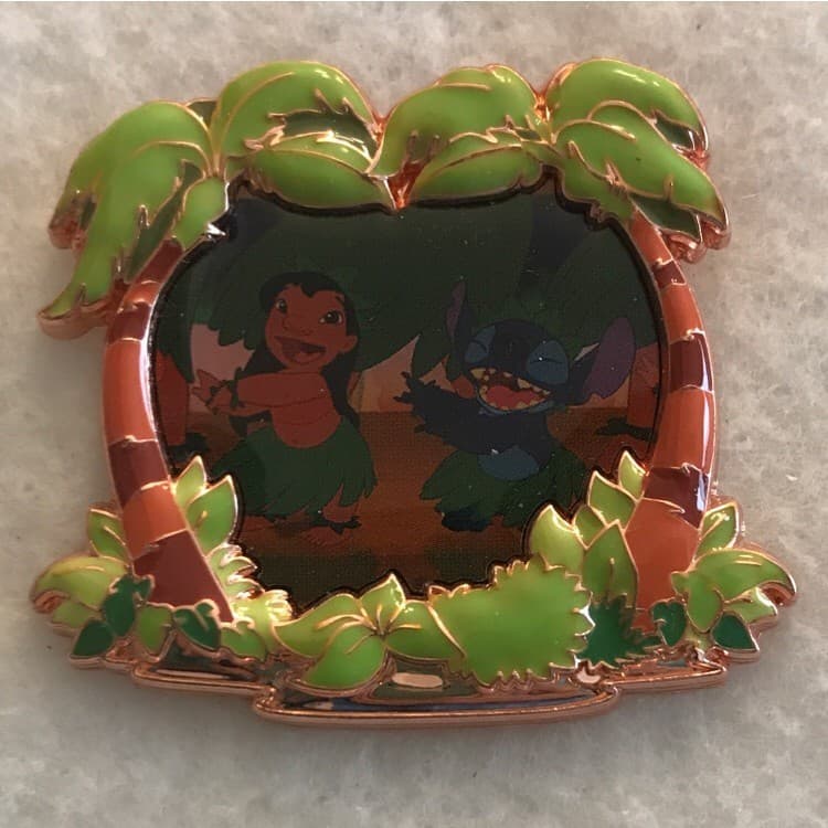 Park Pack Lilo & Stitch - Framed Lilo & Stitch Hula (Version 2)
