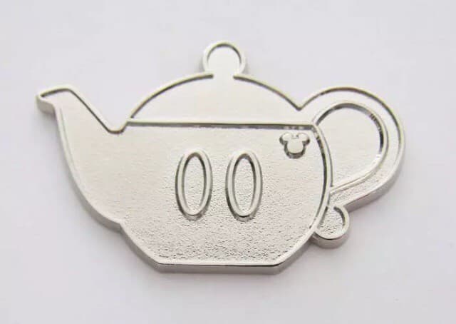 Hidden Mickey 2018 WDW - Kitchen Items - Teapot Chaser front