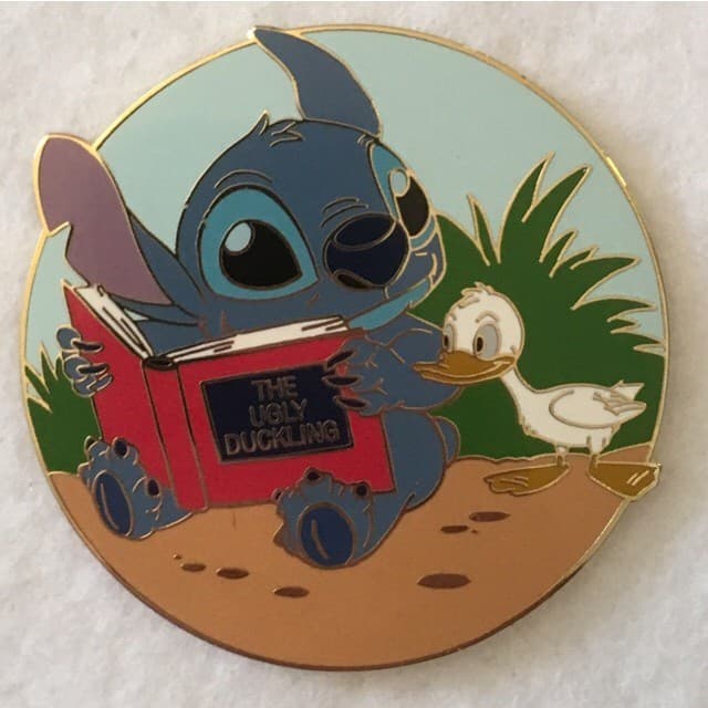 Stitch Reads The Ugly Duckling