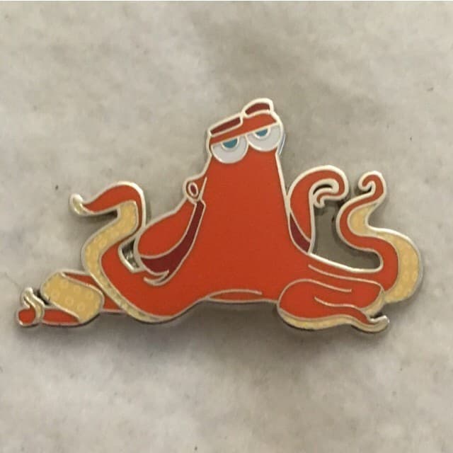 Finding Dory Booster Pack - Hank front