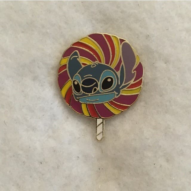 Character Lollipop Mystery Set - Stitch front