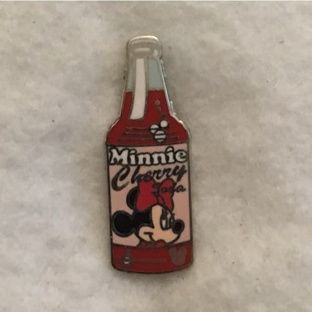 Hidden Mickey 2010 DLR - Sodas - Minnie Mouse