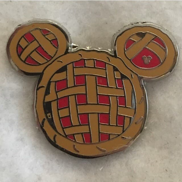 Hidden Mickey 2008 WDW - Food - Pie