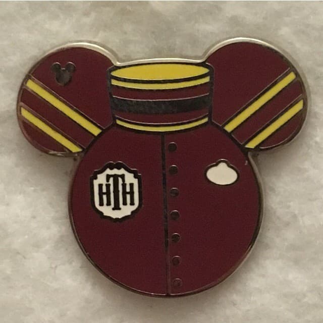 Hidden Mickey 2015 WDW - Costumes - Tower of Terror front