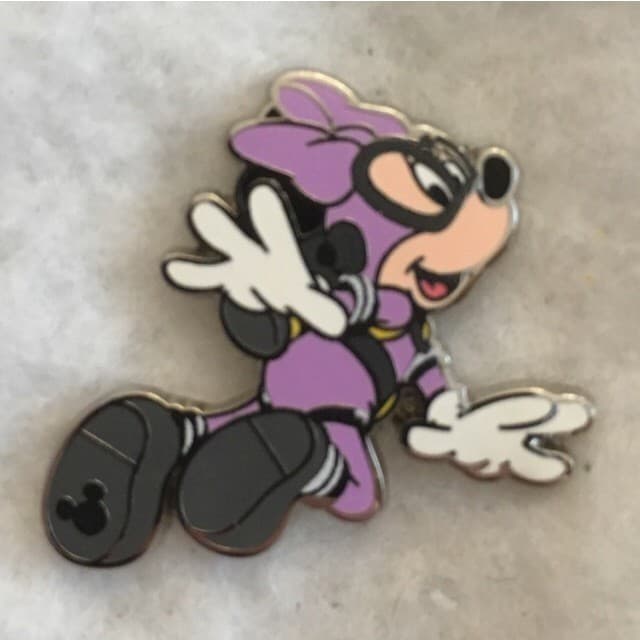 Hidden Mickey 2015 WDW - Spacesuits - Minnie