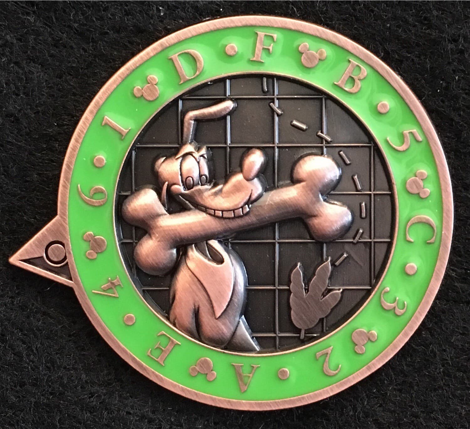 PinQuest - Animal Kingdom 2018 - Pluto