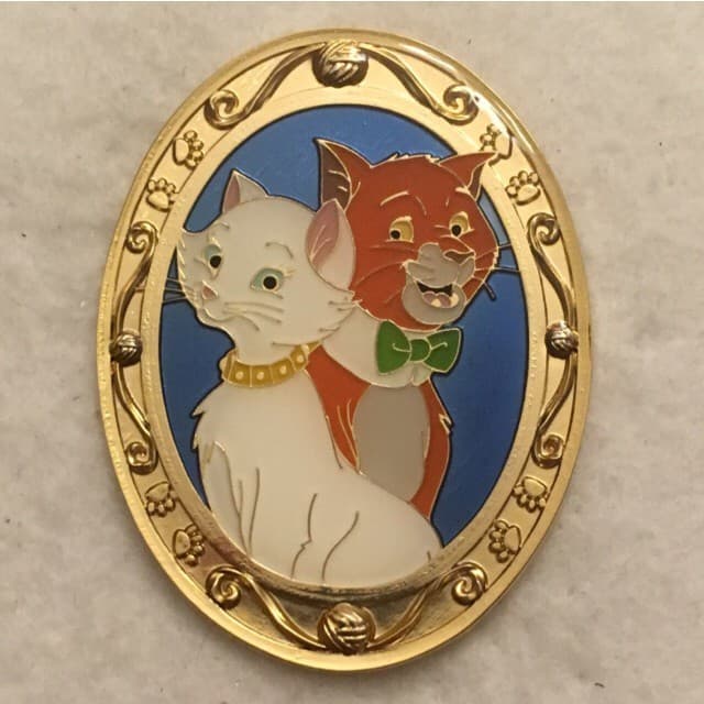 Cat Portraits - Duchess and Thomas O’Malley