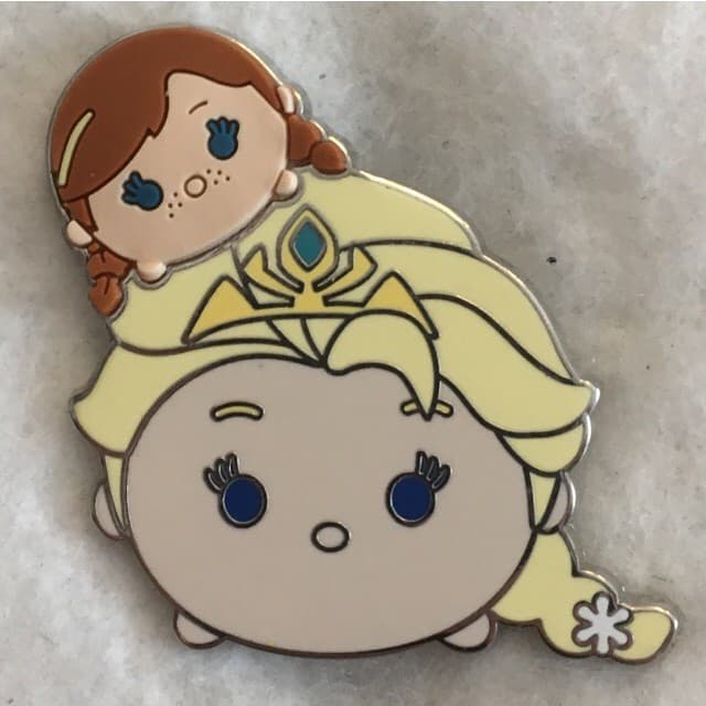 Tsum Tsum Free D Booster Set - Elsa & Anna