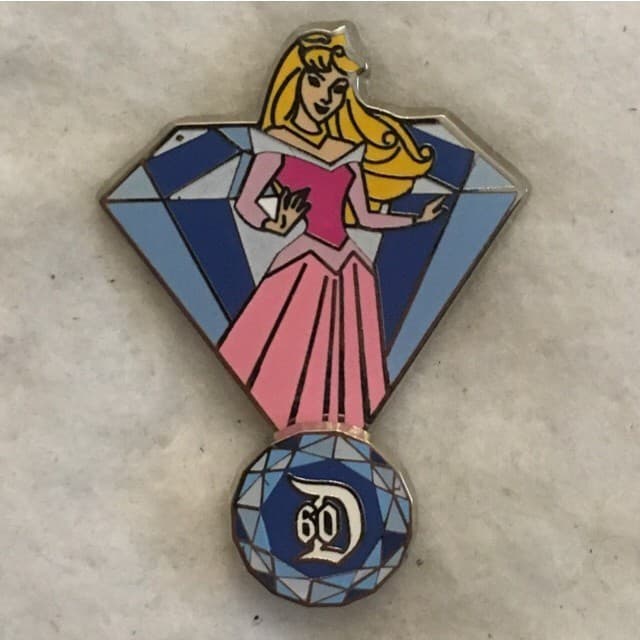DLR 60 - Diamond Celebration - Pin Trading Board Game - Aurora front