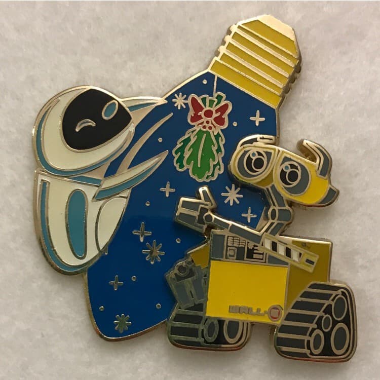 Christmas Lightbulbs - Wall-E & Eve