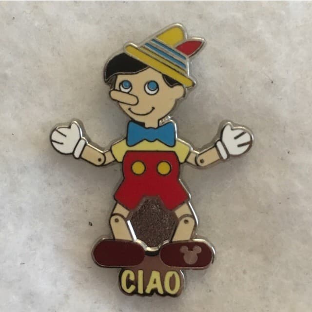 Hidden Mickey 2014 - Small World - Ciao