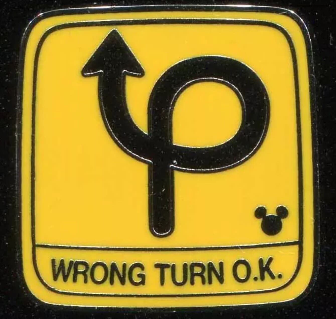 Hidden Mickey 2018 DLR - Toontown Signs - Wrong Turn OK front
