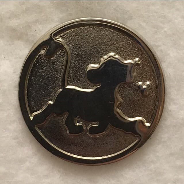 Hidden Mickey 2015 DLR - Silhouettes - Simba Chaser front