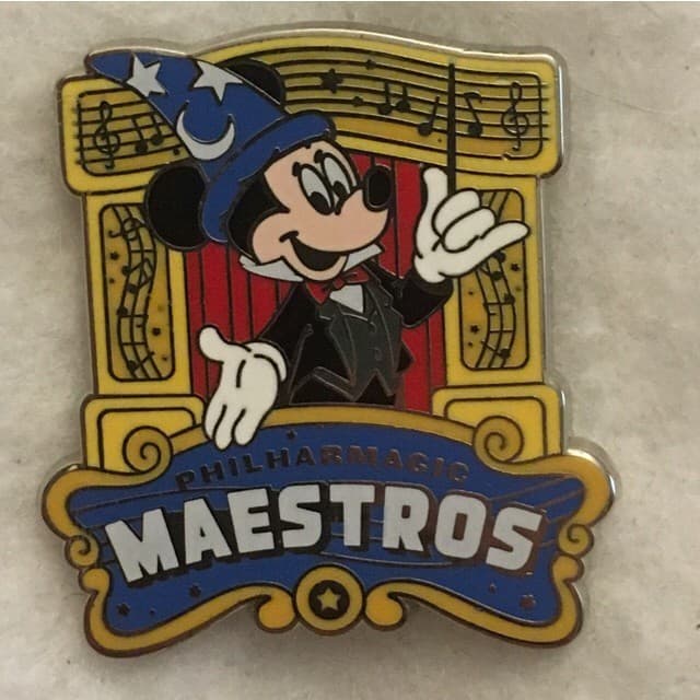 WDW Disney Mascots Mystery Set - Mickey’s PhilharMagic front